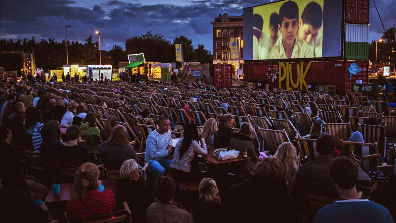 Illustratie voor: Vier de zomer met een bezoek aan een van deze openluchtbioscopen