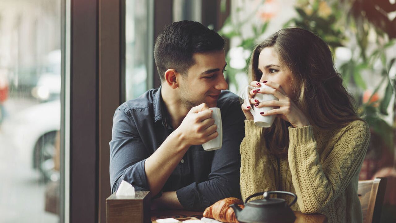 Illustratie voor: Herkenbaar: gedachtes die door je hoofd gaan tijdens een eerste date