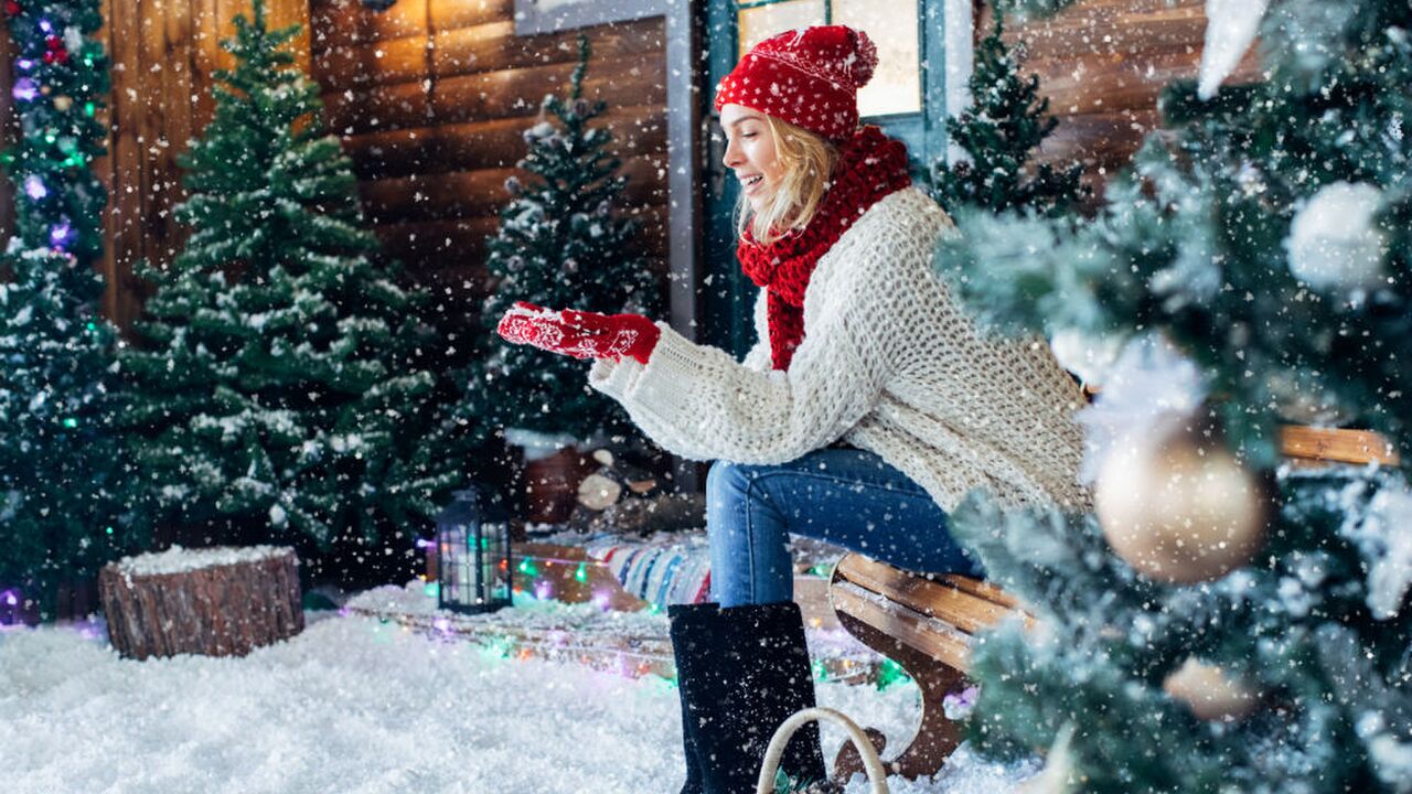 Illustratie voor: Droombaan met droomsalaris: huizen versieren tijdens kerst