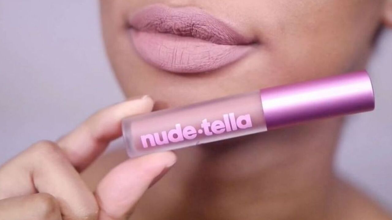 Illustratie voor: Deze Nude-tella lipsticks hebben de geur van Nutella