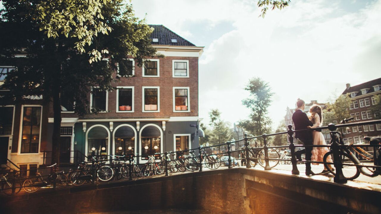 Illustratie voor: De leukste plekken om te daten in Amsterdam