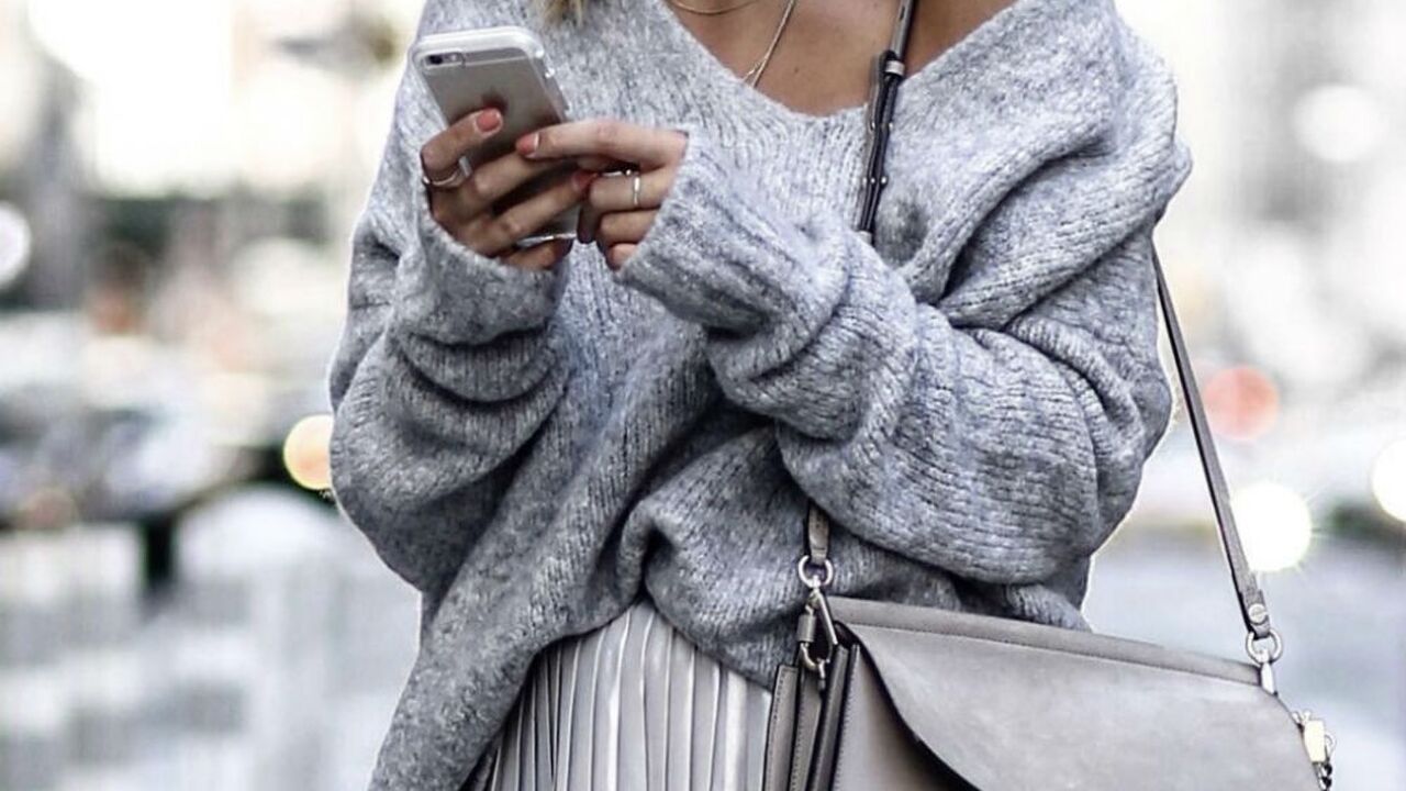 Illustratie voor: 4 looks met de oversized trui voor elke gelegenheid