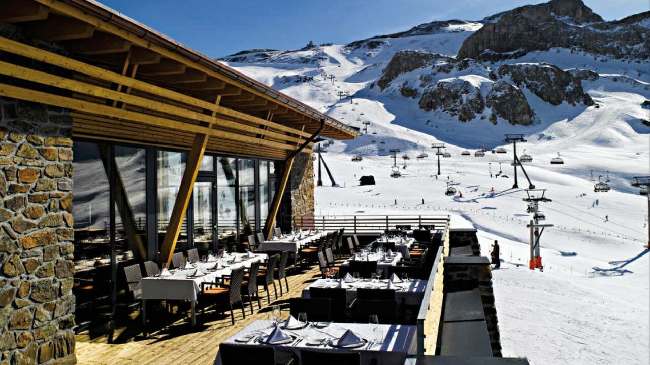 Illustratie voor: De 5 beste spots en activiteiten tijdens je wintersport in Ischgl