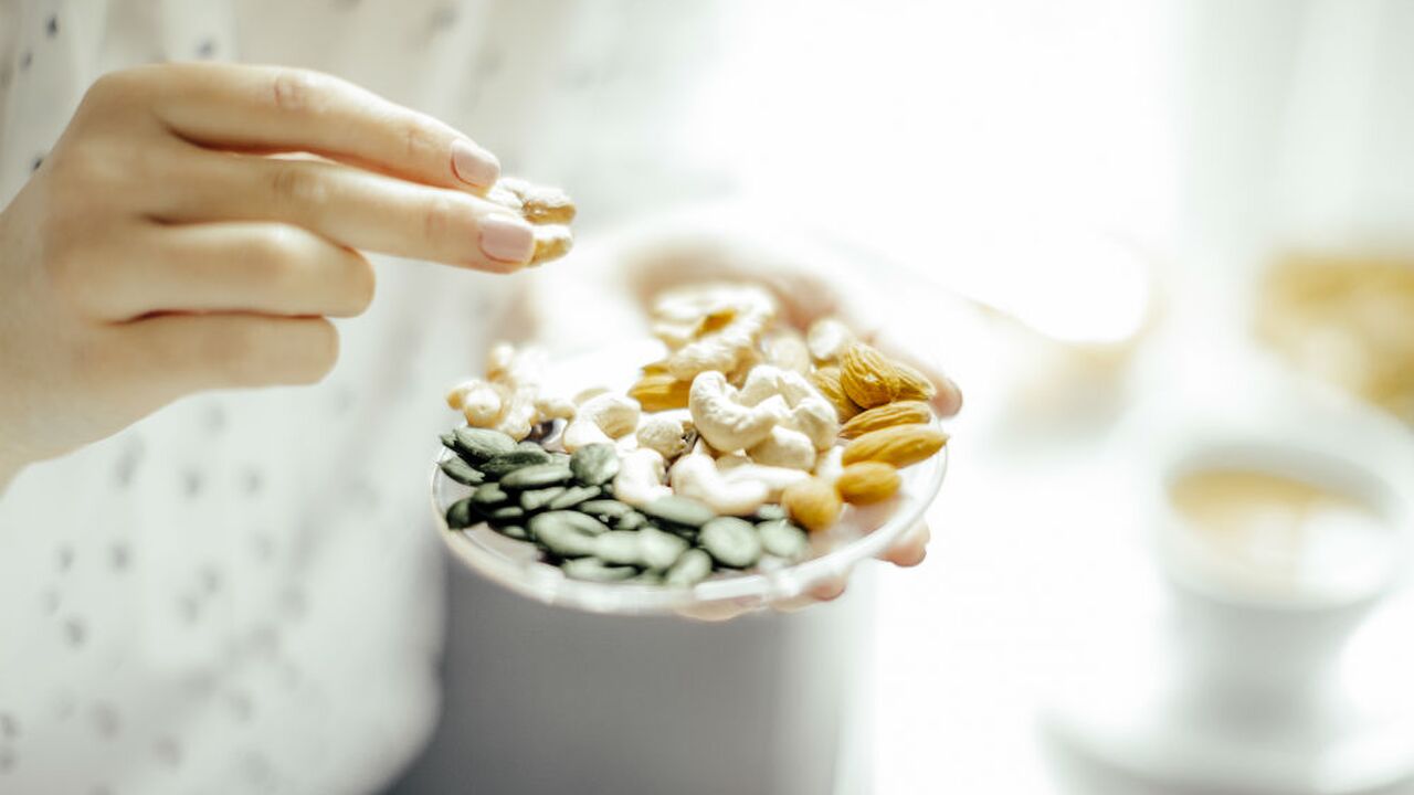 Illustratie voor: Gezonde snacks die je dieet niet verpesten