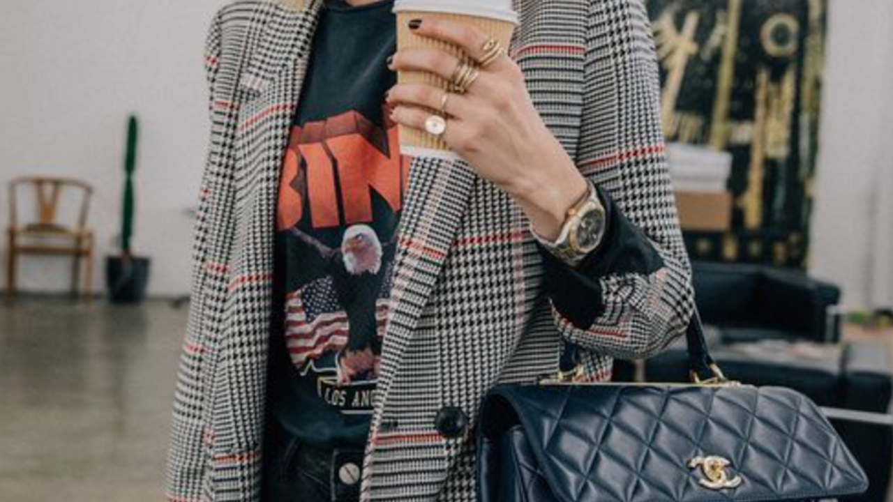 Illustratie voor: De leukste blazers met print onder de 50 euro