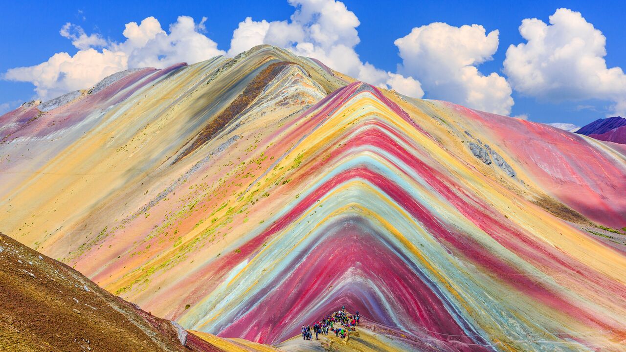 Illustratie voor: Wil je heen: de regenboogbergen in Peru