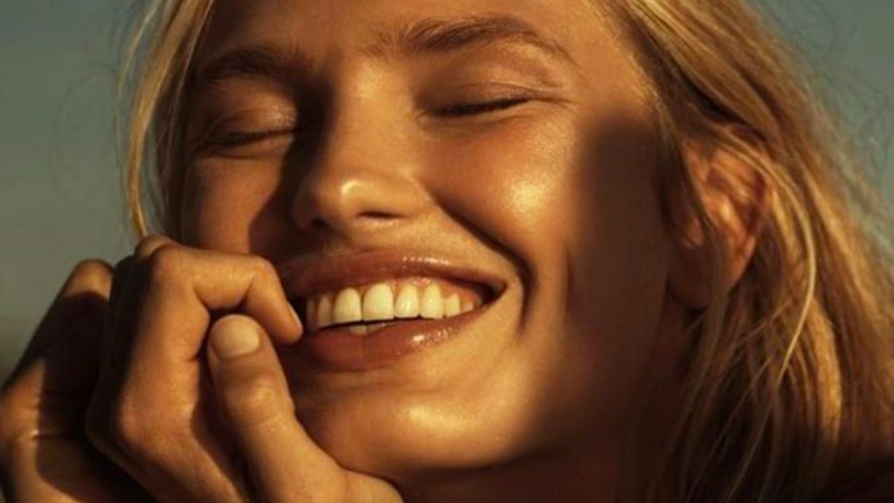 Illustratie voor: Handig: zo krijg jij het perfecte sunkissed gezicht in de zomer