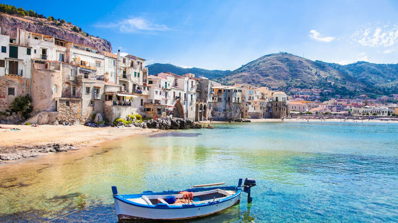 Illustratie voor: 7 minder bekende Italiaanse steden die je wilt bezoeken