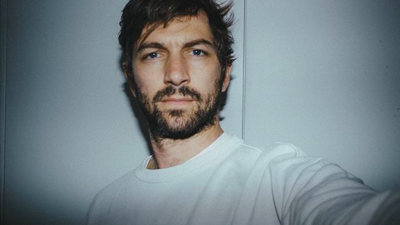 Illustratie voor: Dit zijn de celebrities waar we het liefst het bed mee induiken