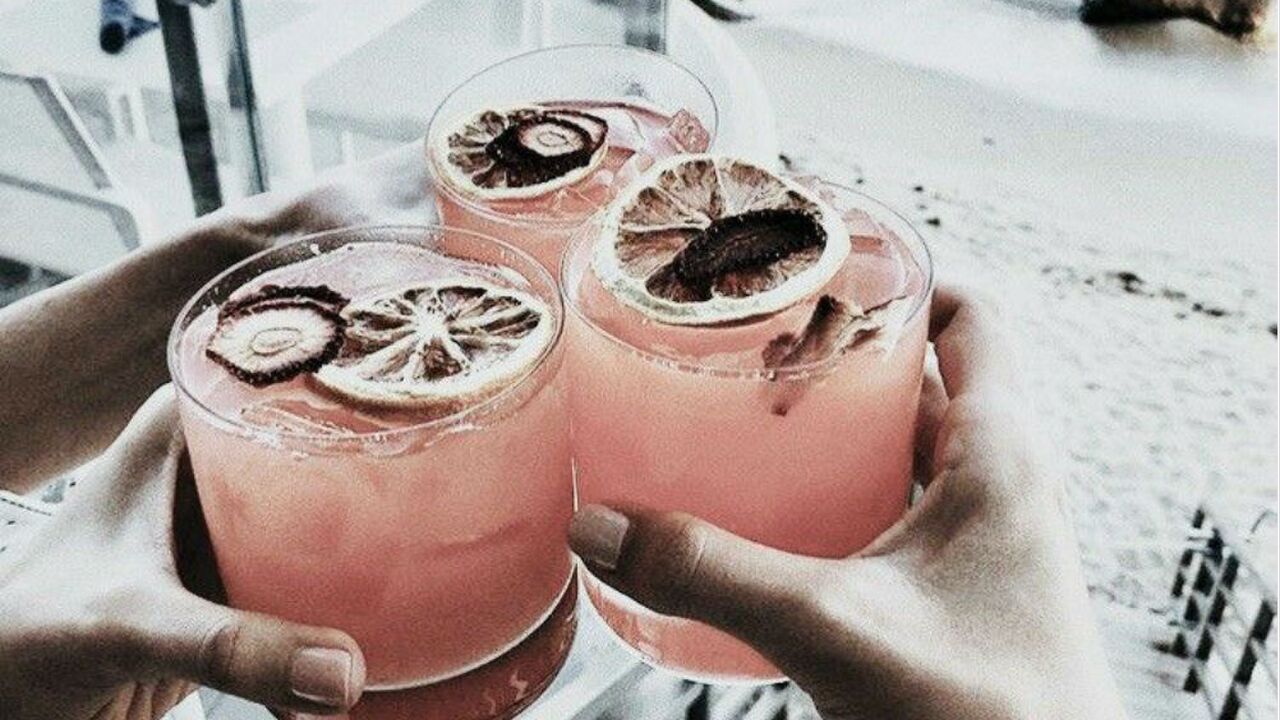 Illustratie voor: De leukste cocktailbars voor samen met je vriendinnen