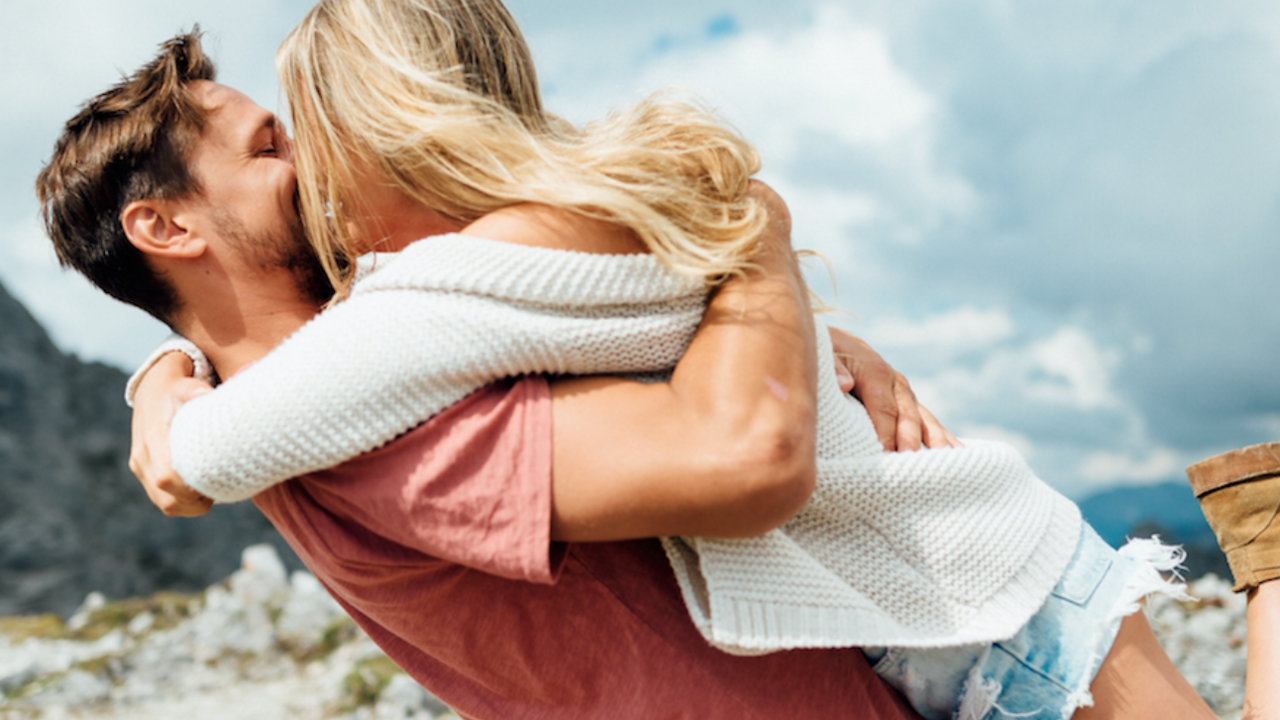 Illustratie voor: Van deze 13 lieve aanrakingen smelt iedere vrouw