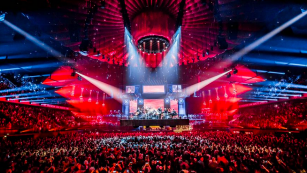 Illustratie voor: De Vliegende Vrienden van Amstel LIVE!: de perfecte afsluiting van de zomer