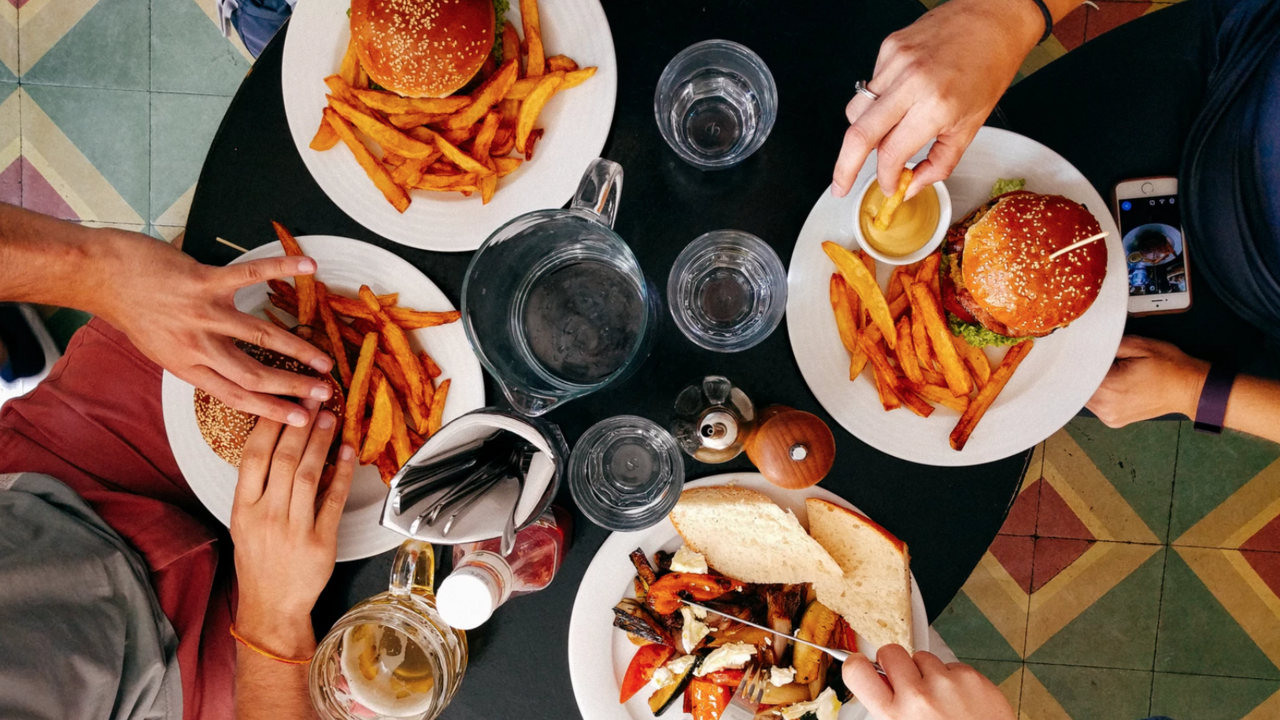 Illustratie voor: Hier eet je de lekkerste hamburgers van Amsterdam