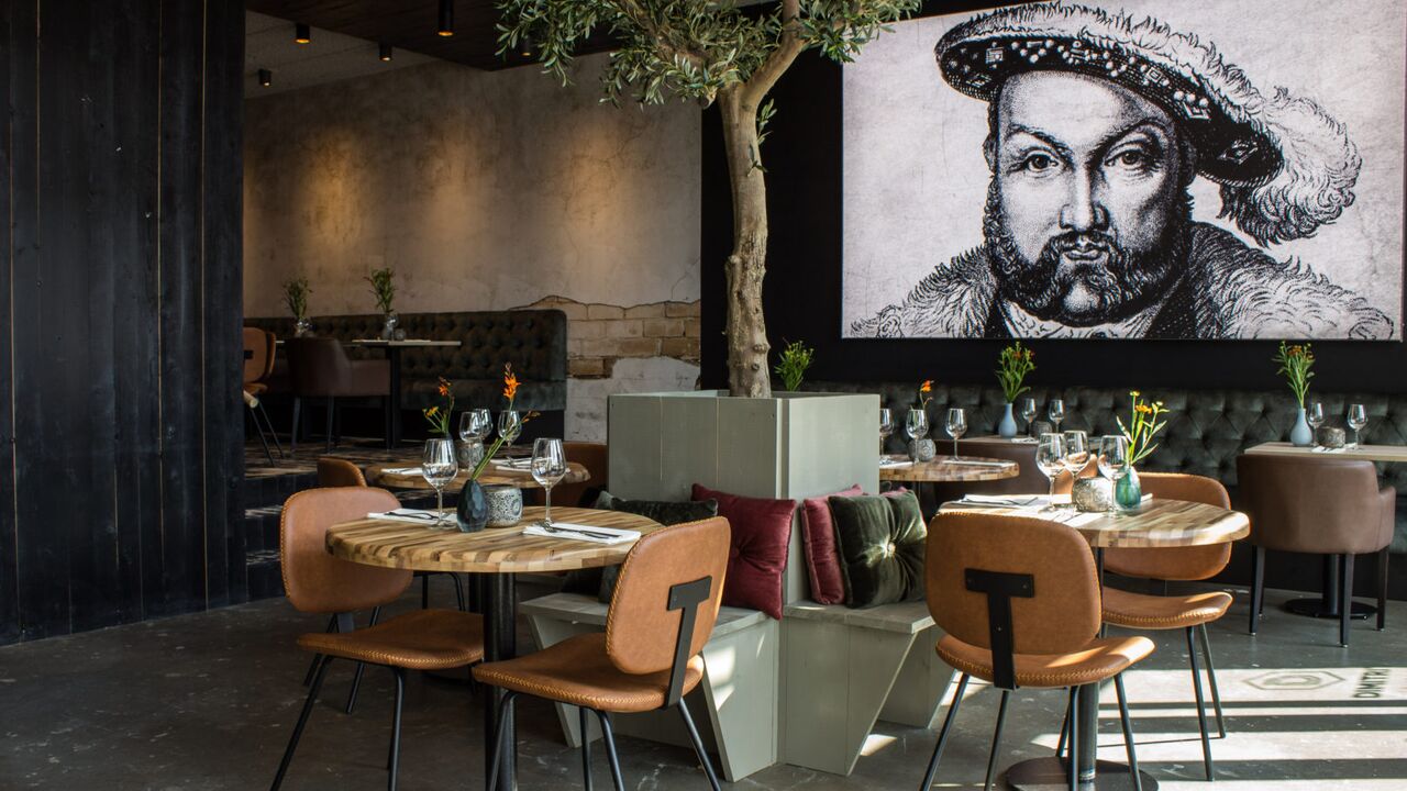 Illustratie voor: Samen genieten van heerlijke gerechten? Dimitri’s in Amsterdam is dé plek!