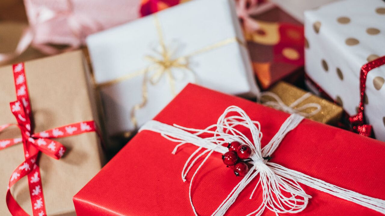 Illustratie voor: De fijnste kerstcadeaus voor kersverse ouders