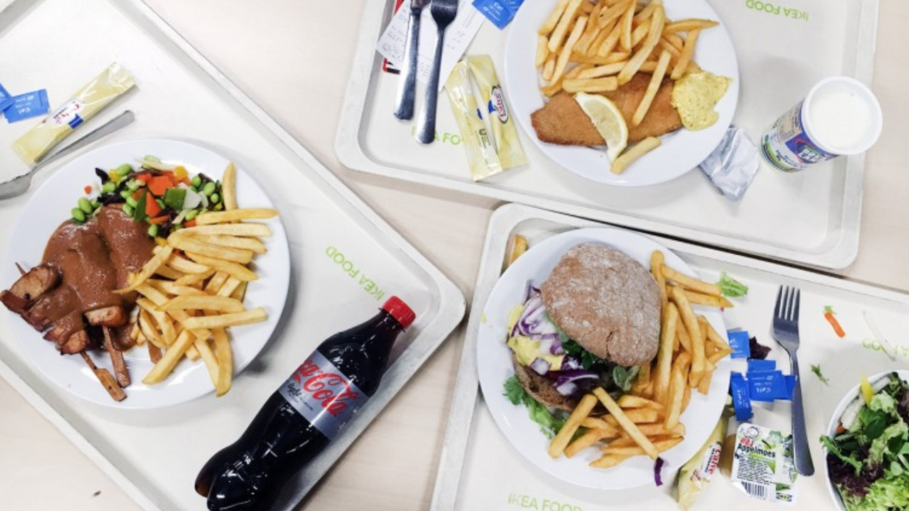 Illustratie voor: Dol op het eten van Ikea? Dit kun je straks laten thuisbezorgen!