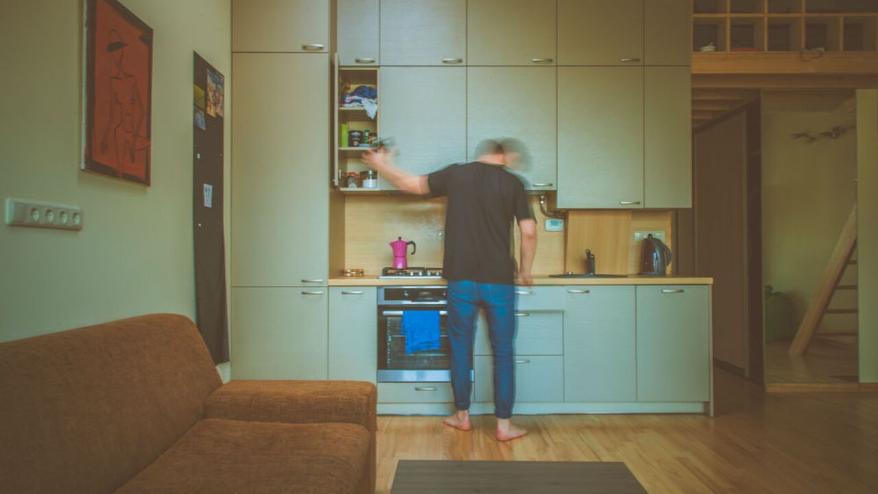 Illustratie voor: Wat vinden we nou écht van de pasta pesto man?