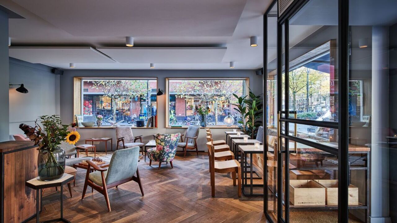 Vanderveen bar and kitchen