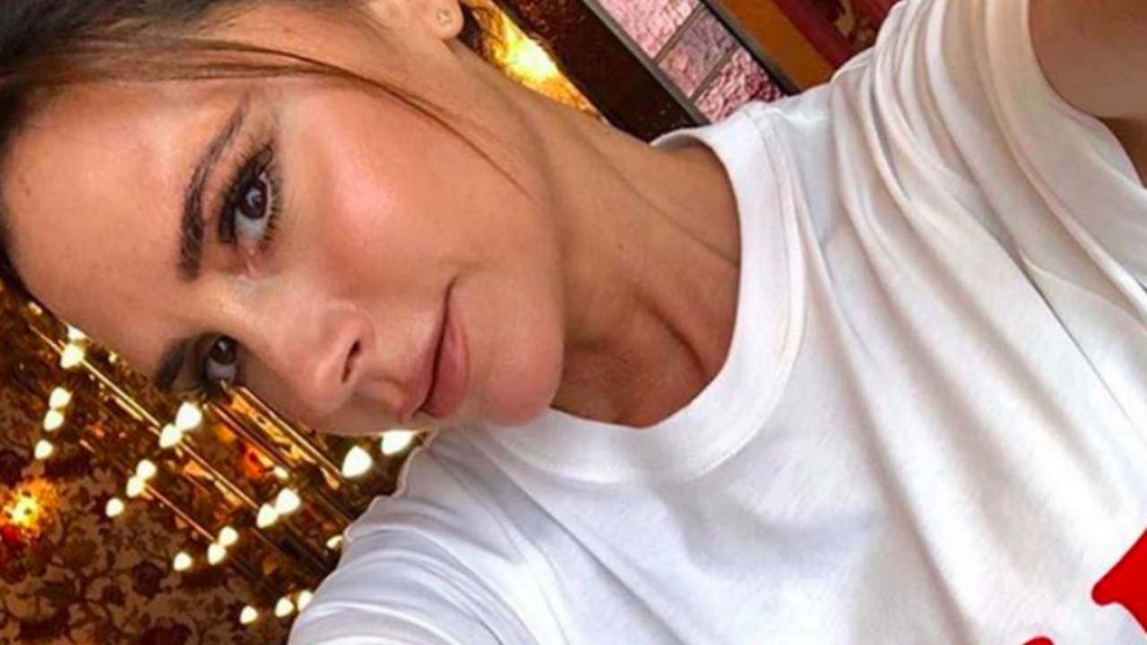 Illustratie voor: Wat we tot nu toe weten over de nieuwe beautylijn van Victoria Beckham