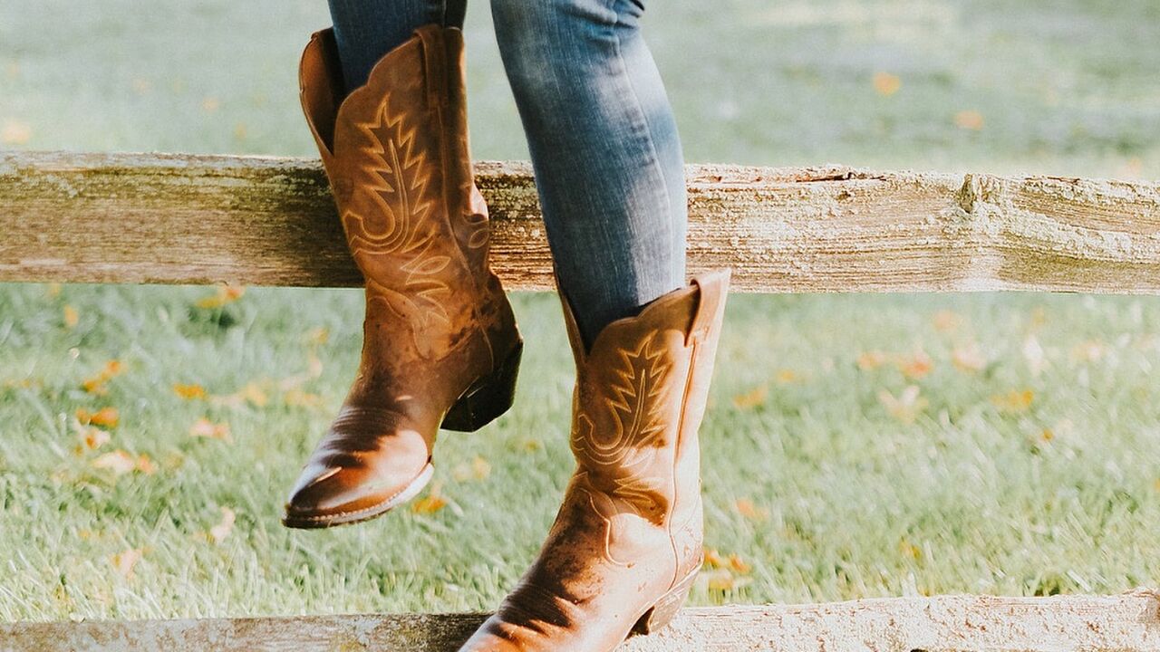 Illustratie voor: Cowboy boots zijn wat ons betreft de ideale boots voor de zomer