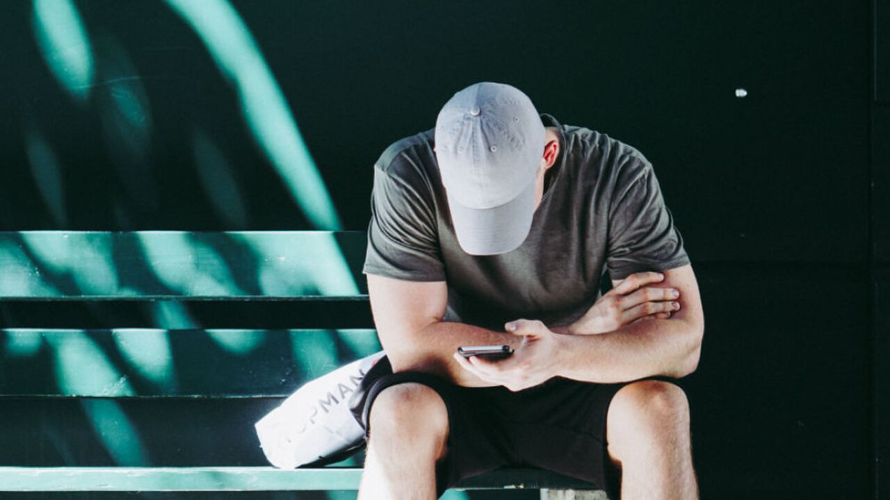 Illustratie voor: Deze man is jouw Tinder nachtmerrie