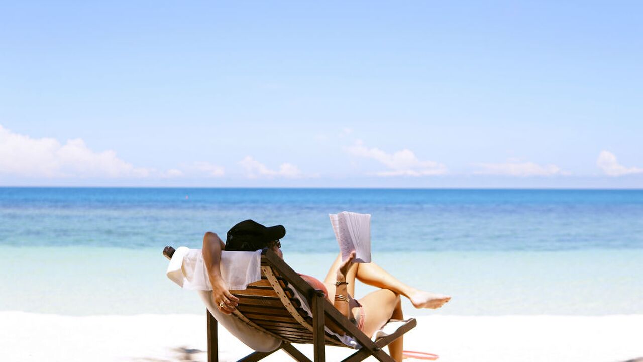 Illustratie voor: Zo stel je de beste out-of-office in wanneer je op vakantie gaat