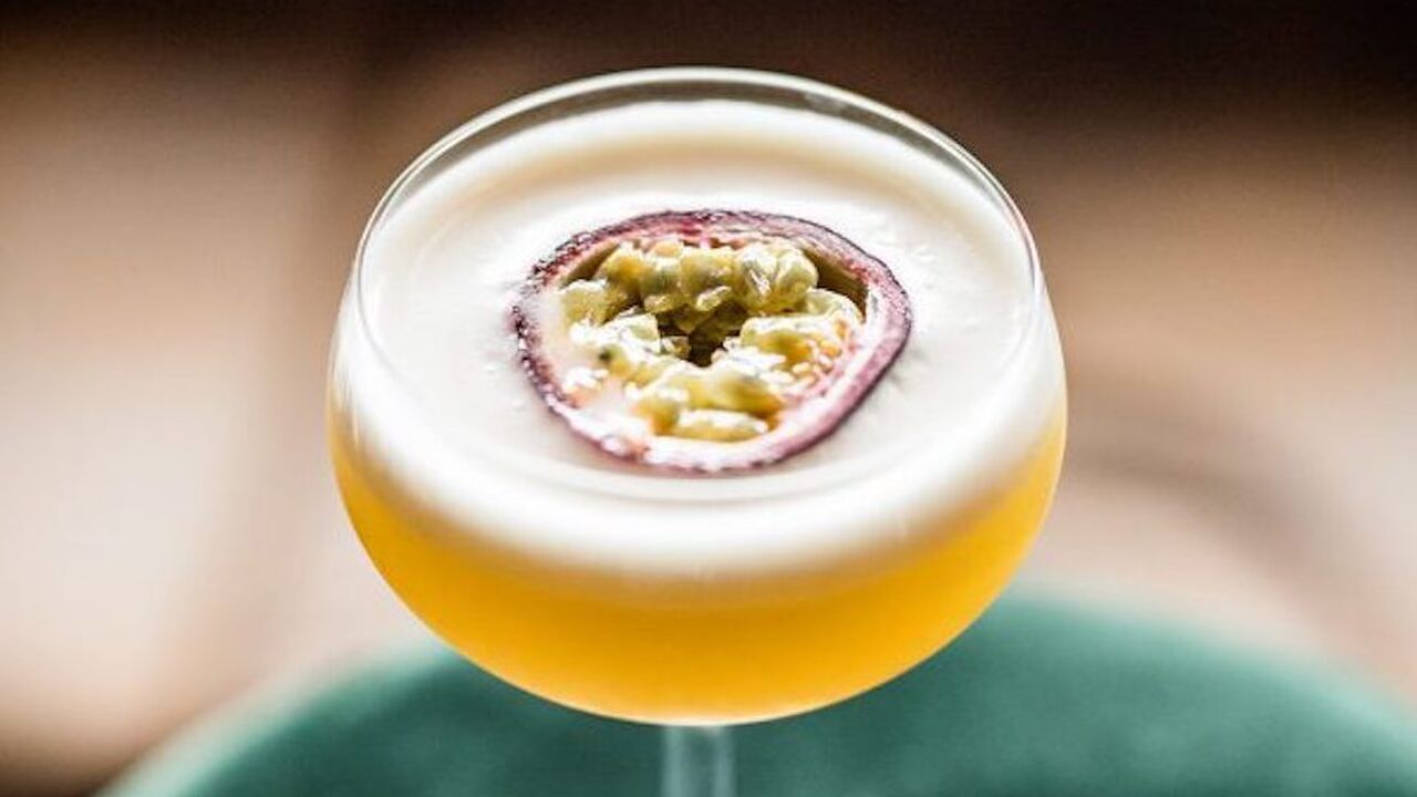 Illustratie voor: Deze 3 heerlijke cocktail recepten maken jouw zomer compleet