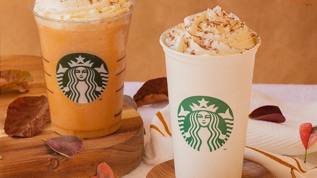 Illustratie voor: Goed nieuws voor de liefhebbers: De Pumpkin Spice Latte is terug!