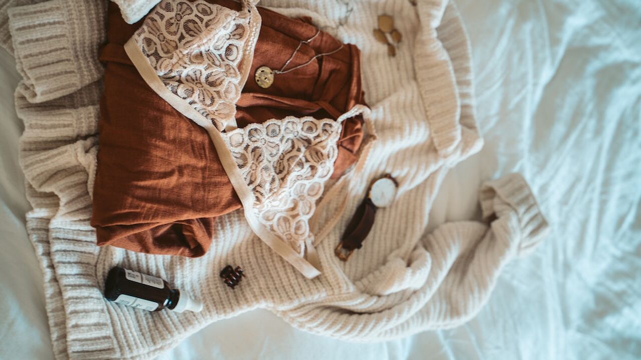 Illustratie voor: Shopliefhebber? Zoveel geld is de gemiddelde vrouw kwijt aan ongedragen kleding