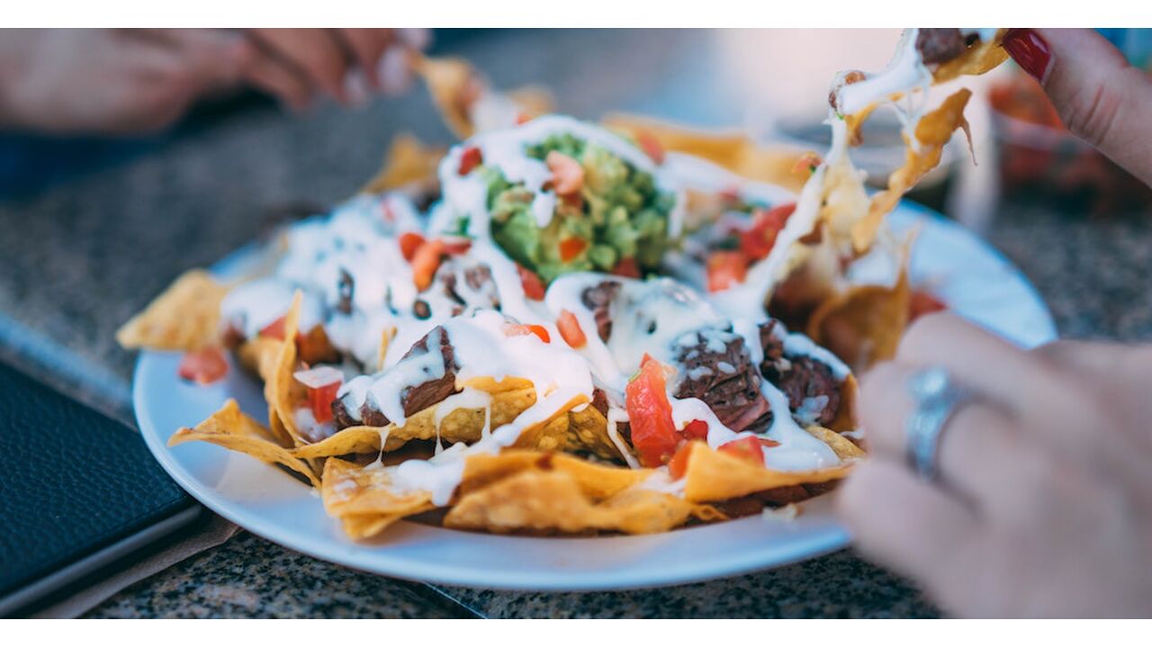 Illustratie voor: Het is vandaag Nacho Day en dat vier je met dit heerlijke nacho recept