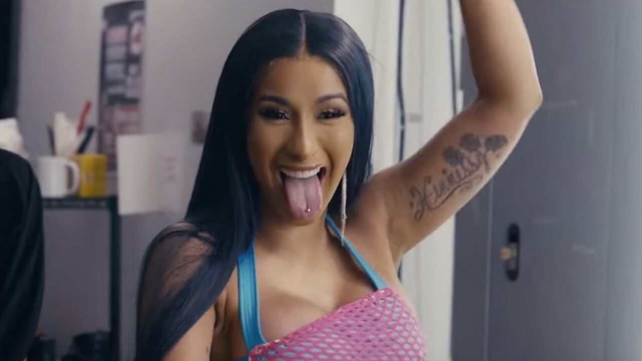 Illustratie voor: Celebrity baby news: Cardi B is zwanger van tweede kindje