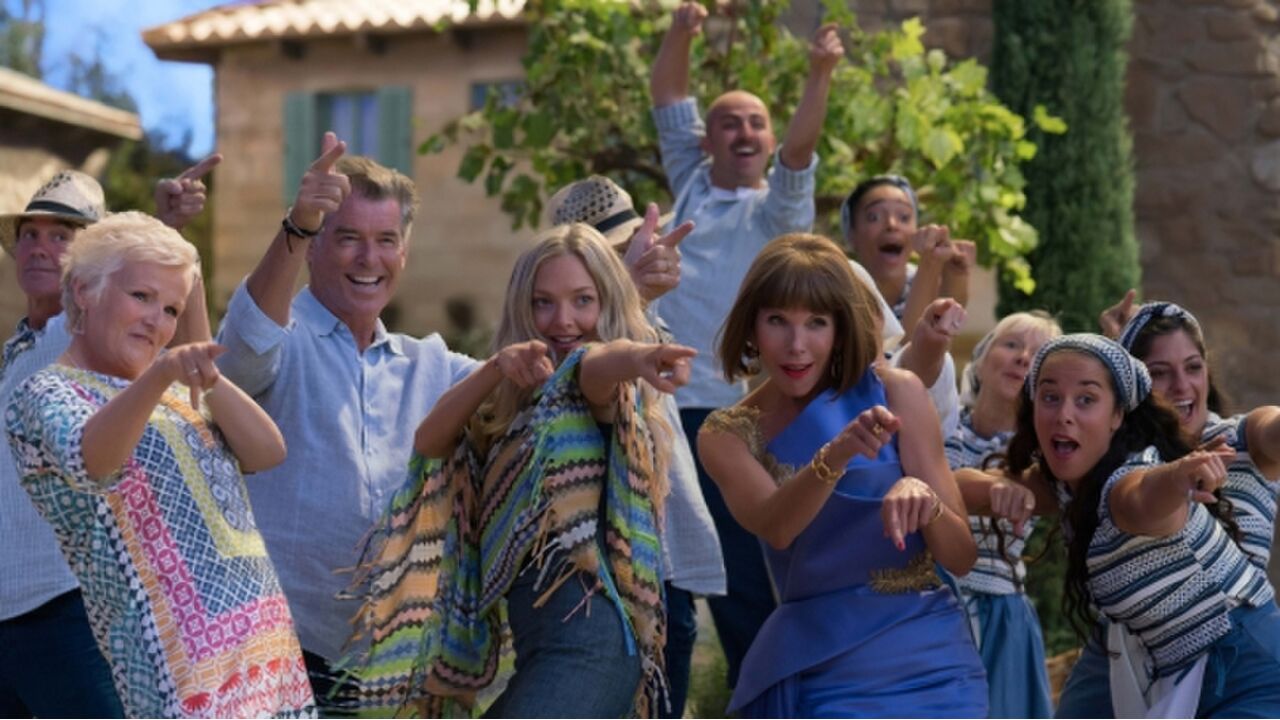 Illustratie voor: Ga los op deze 25 min work-out met hits van Mamma Mia