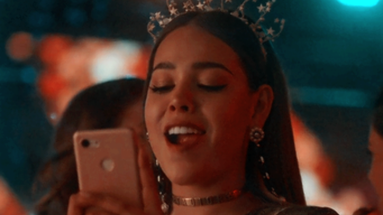 Illustratie voor: Lifehack: Iemand zijn Instagram Stories zien zonder dat diegene een melding krijgt