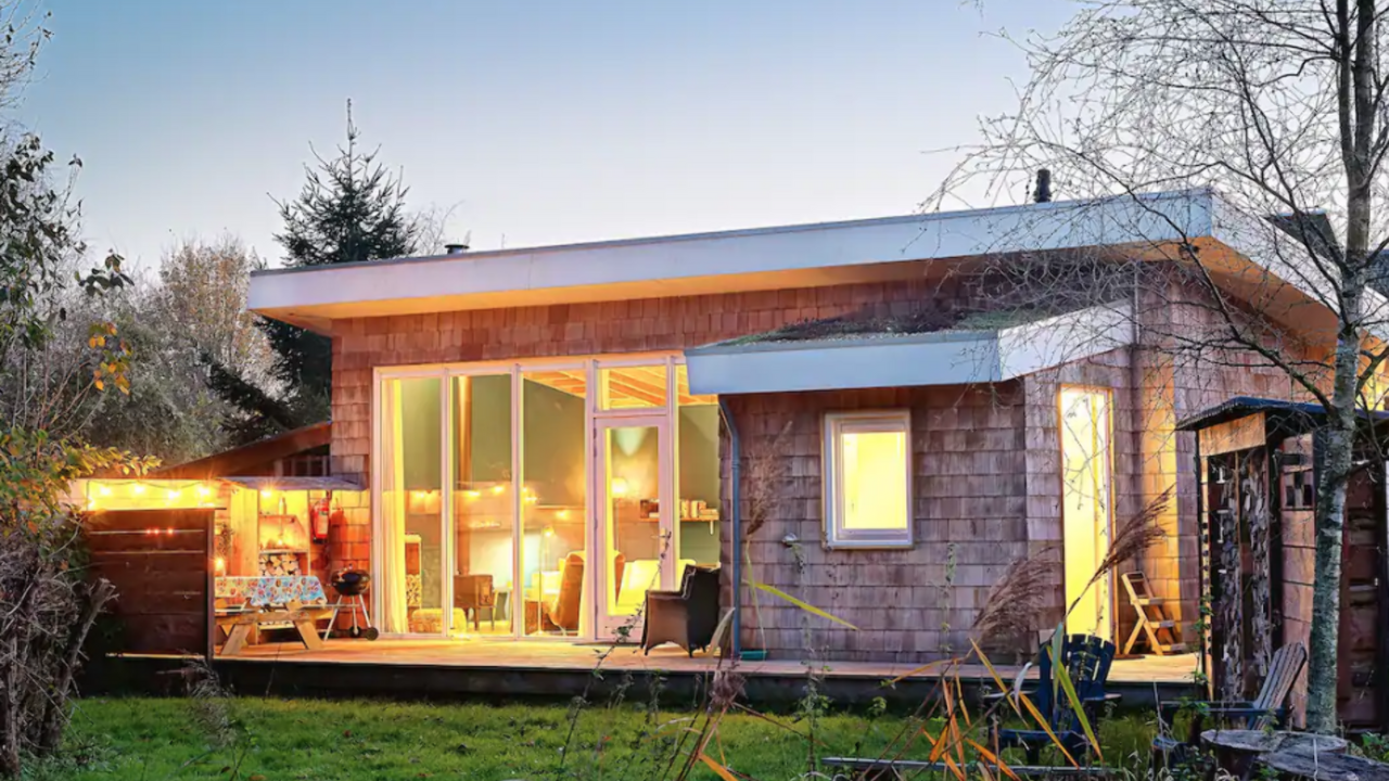 Illustratie voor: Vakantie in eigen land: dit zijn de 5 mooiste Airbnb’s in Flevoland