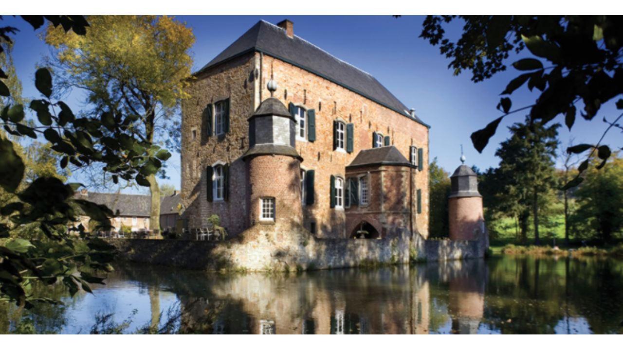 Illustratie voor: Dit wil je: met je vriendinnen overnachten in het kasteel van De Verraders