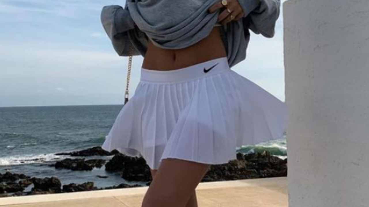 Illustratie voor: Goed nieuws voor tennissers: de tennis outfit is helemaal in
