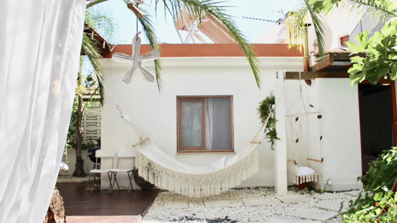 Illustratie voor: Genieten in Europa: 5x de mooiste Airbnbs op Ibiza