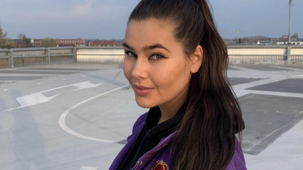 Illustratie voor: Zó zag Diva van De Bachelor er vroeger uit