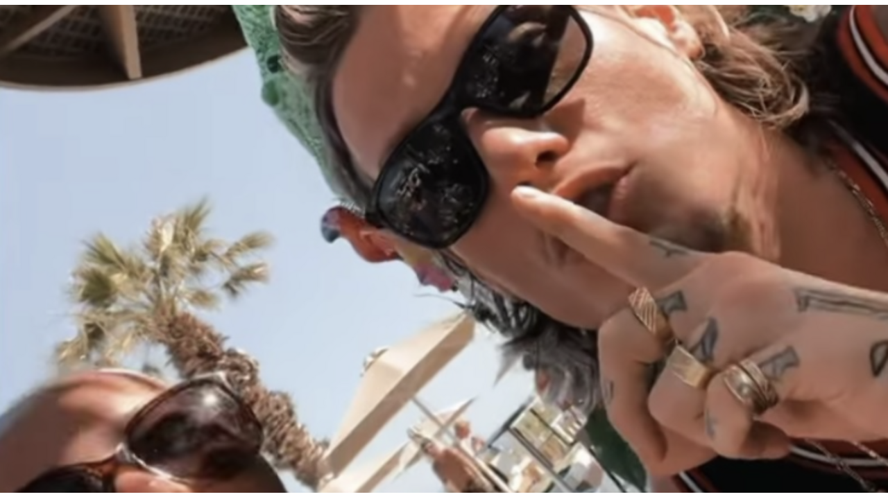 Illustratie voor: Bachelor Tony Junior innig gespot met deze Temptation-Island ster
