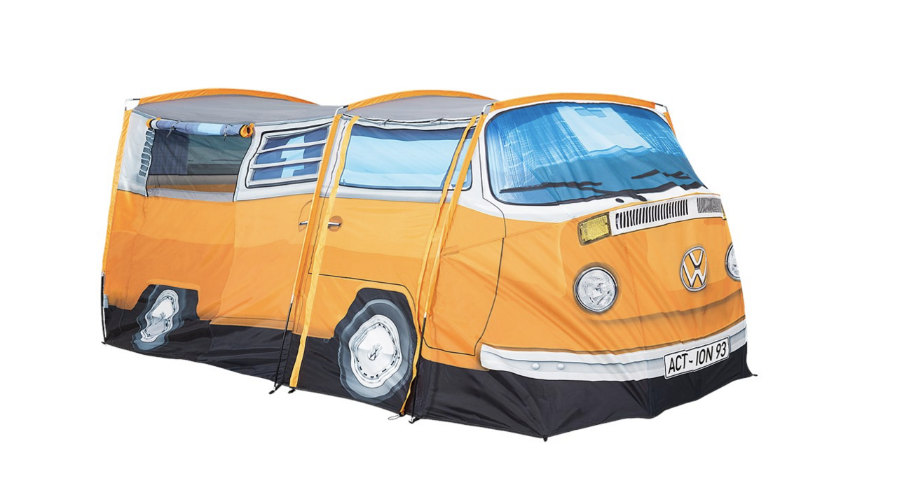 Illustratie voor: Let’s hit the road! Action komt met Volkswagen-bus tent