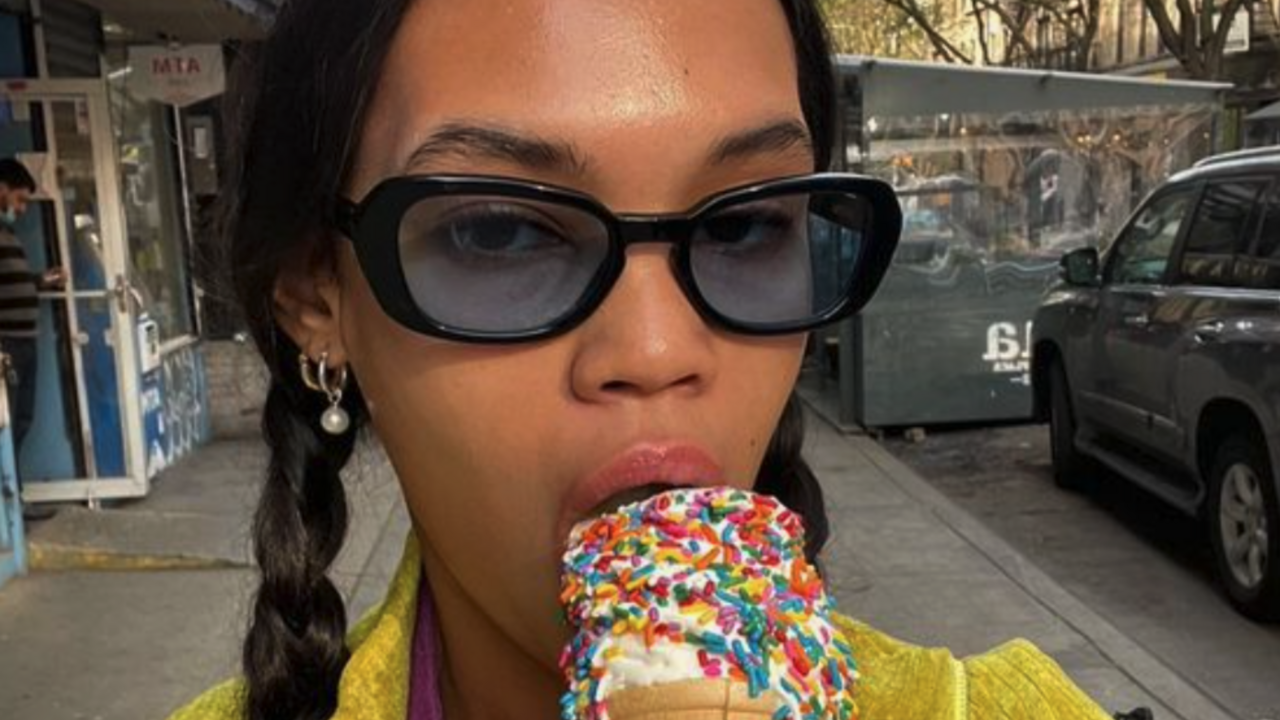 Illustratie voor: Kijk je altijd je eigen Instagram stories terug? Dit is waarom