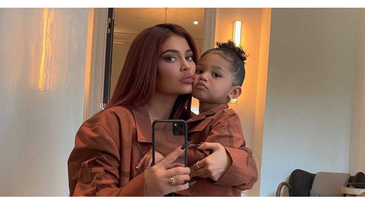 Illustratie voor: Kylie Jenner opnieuw zwanger: conspiracy of niet?