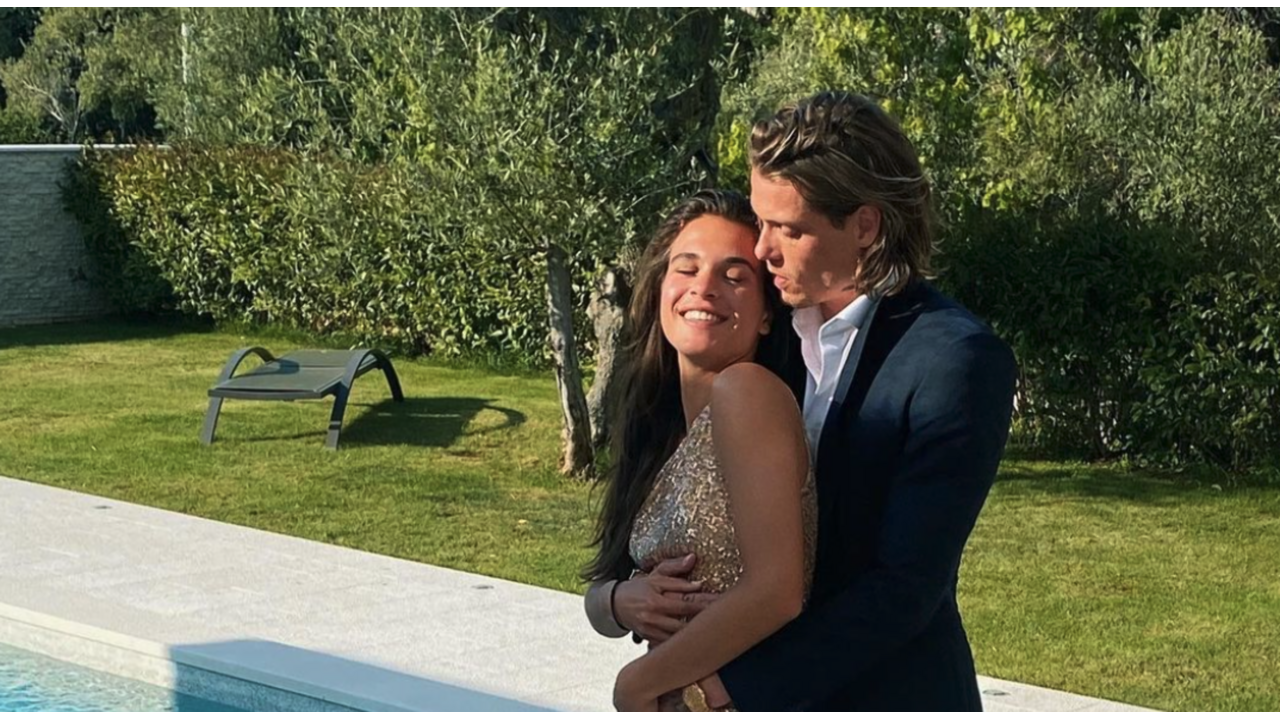 Illustratie voor: Is het dan toch uit tussen Bachelor Tony en Julia?