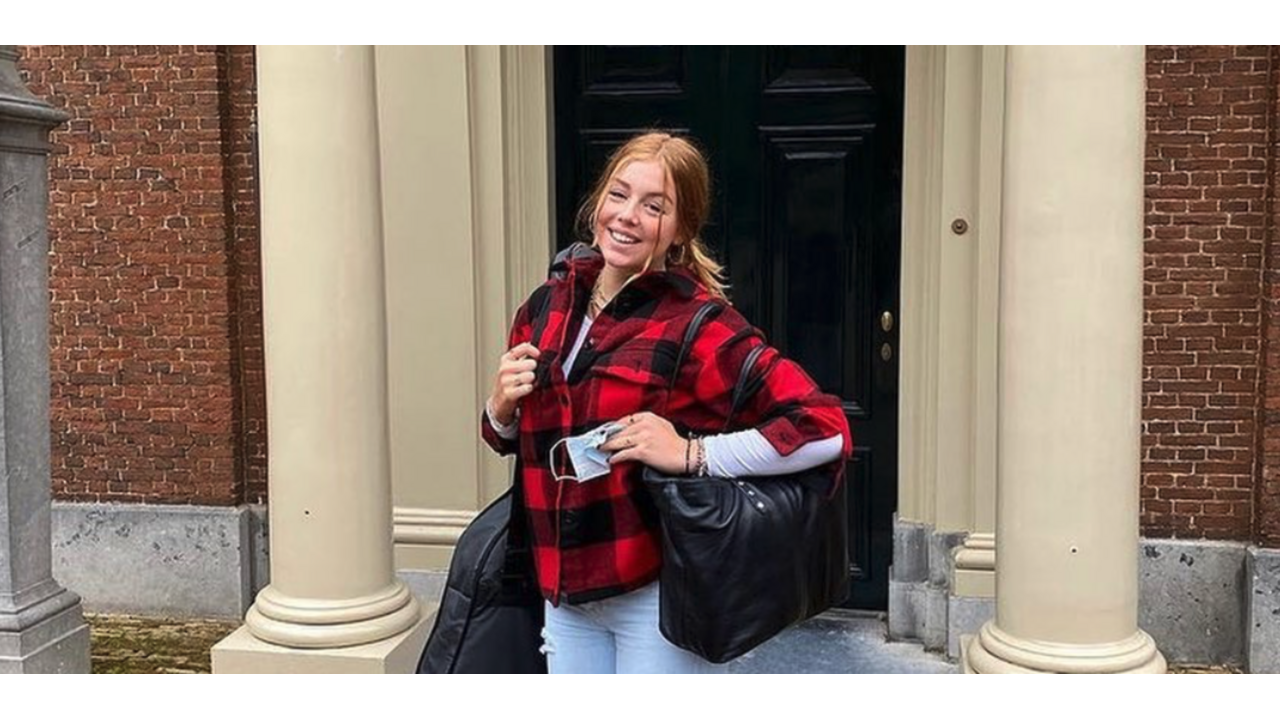 Illustratie voor: Oeh la la! Prinses Alexia zoenened gespot op Instagram