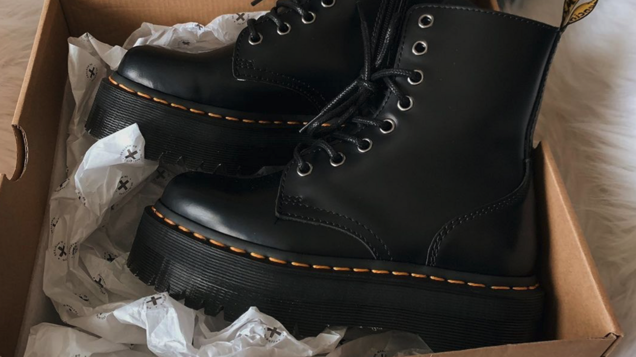 Illustratie voor: Zo loop je je Dr Martens in zonder pijn en bloedblaren