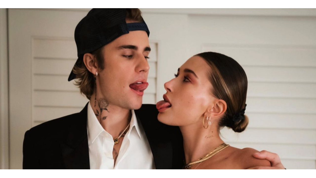 Illustratie voor: Hailey Bieber vertelt over haar zwaarste moment met Justin Bieber