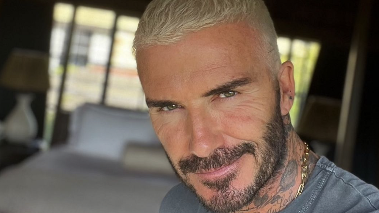 Illustratie voor: David Beckham post kerstfoto en het internet gaat los