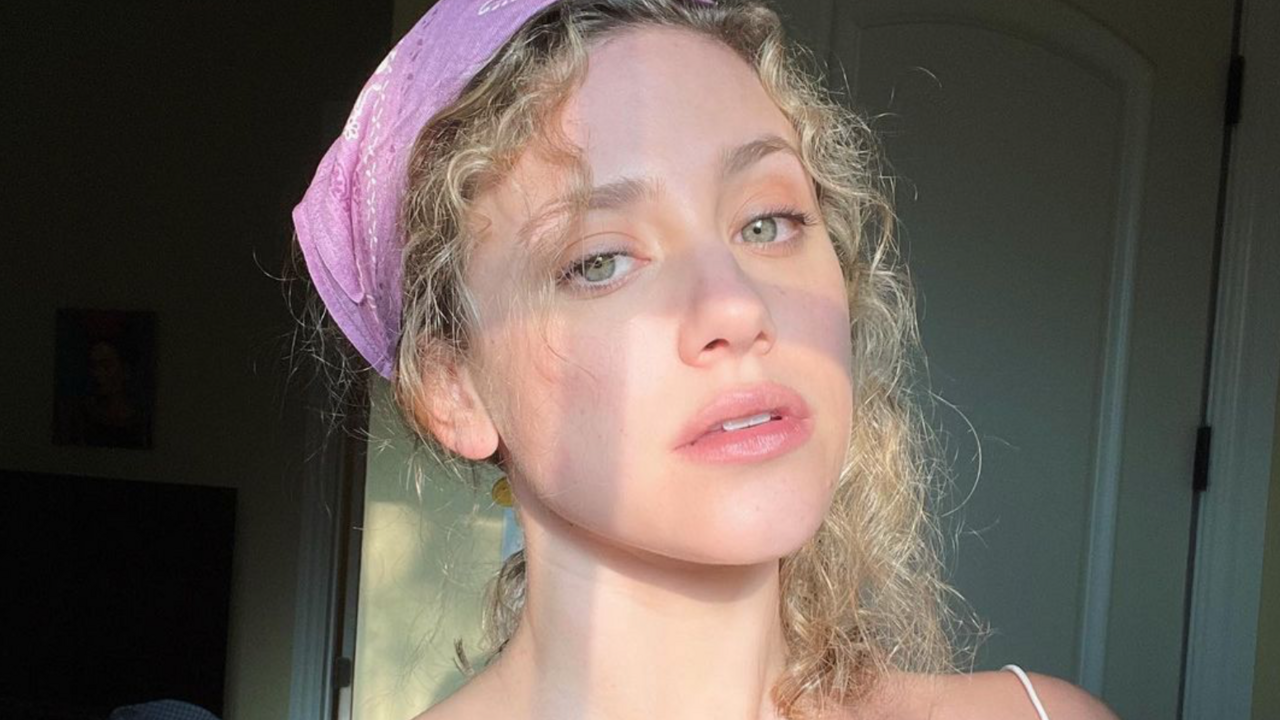 Illustratie voor: Lili Reinhart (Riverdale) open over haar struggles met laag zelfbeeld