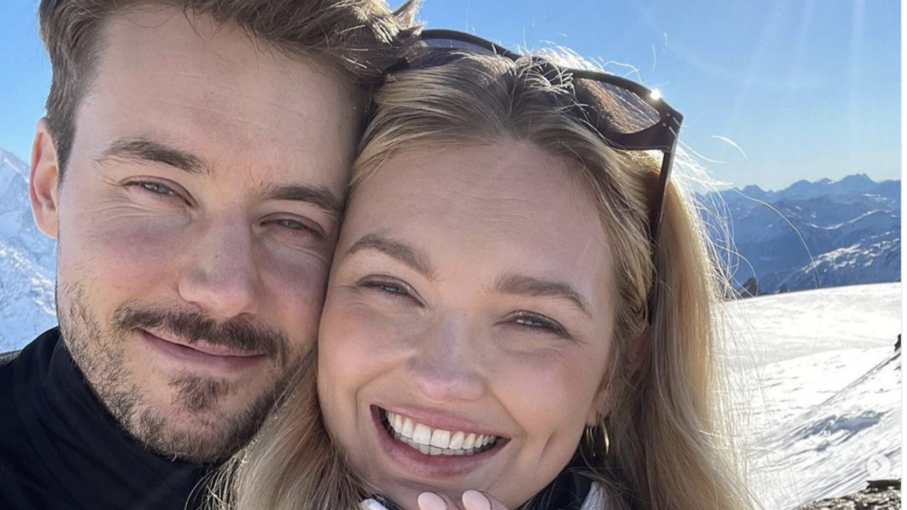 Illustratie voor: Romee Strijd werd op een wel heel bijzondere manier ten huwelijk gevraagd