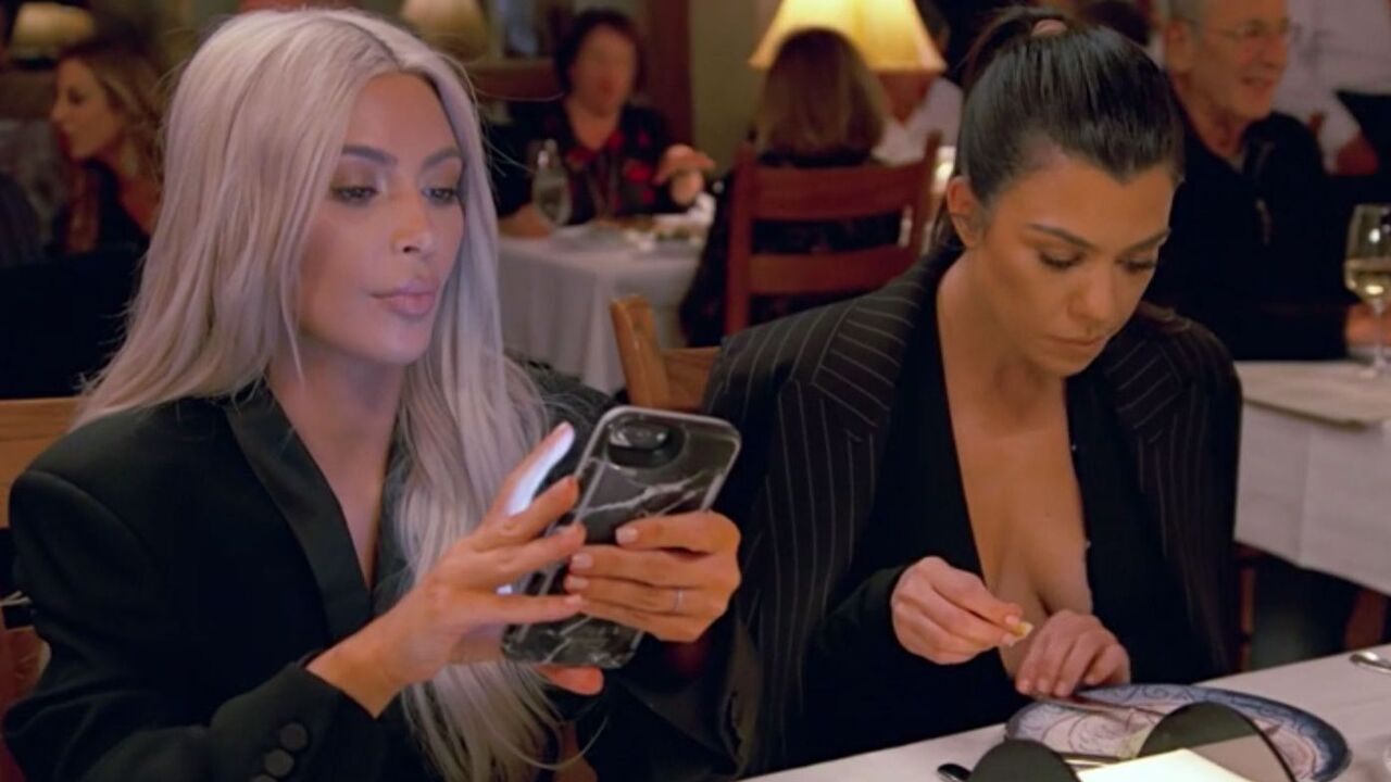 Illustratie voor: Zo moet je een dating app gebruiken volgens je sterrenbeeld